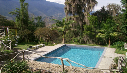 Piscina de agua termal.
Campo M&iacute;o. Tabay. Estado M&eacute;rida. Venezuela 
