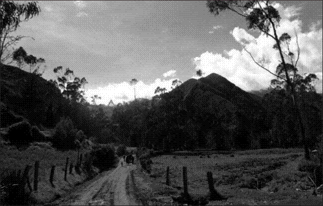  Fotografía de vías de acceso a Nizag.